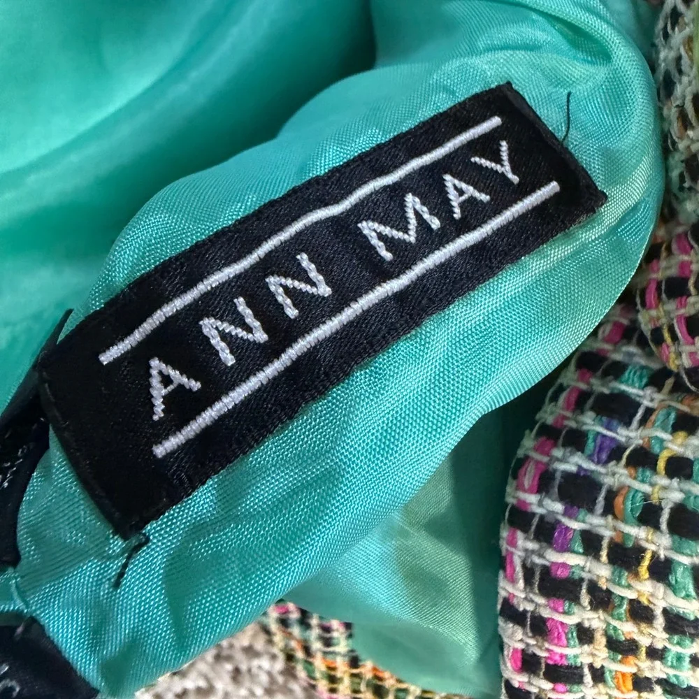 Ann May Womens 100% Silk Rainbow Tweed Cropped Blazer Gold Crest Buttons 10